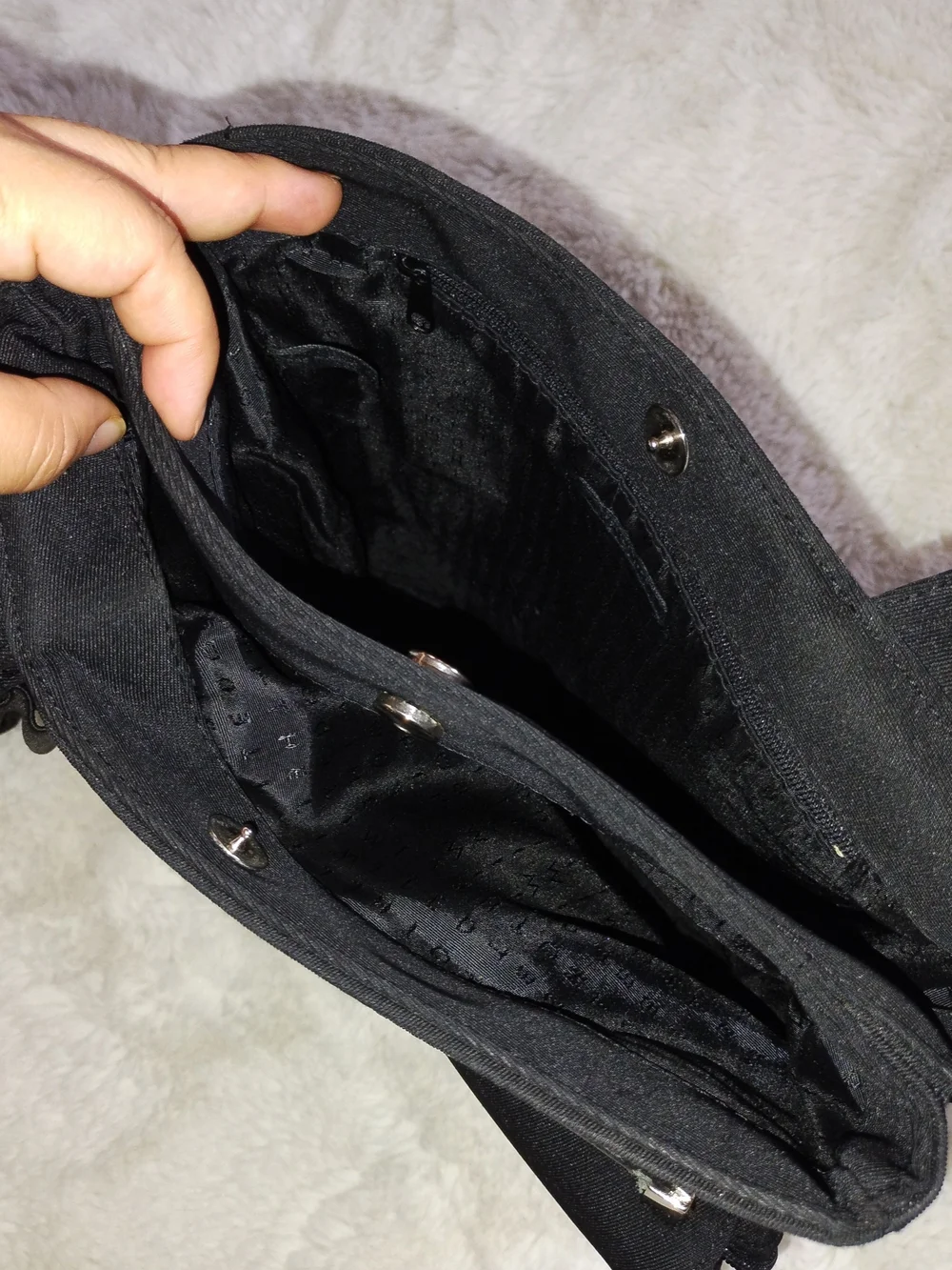 The Limited Black Men’s Messenger Crossbody Bag